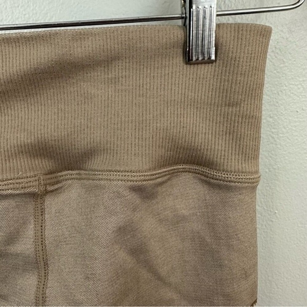 Offline By Aerie Tan Floral Hi-Rise 7/8 Legging NWT Size XS Athletic Gym Workout - Picture 5 of 16